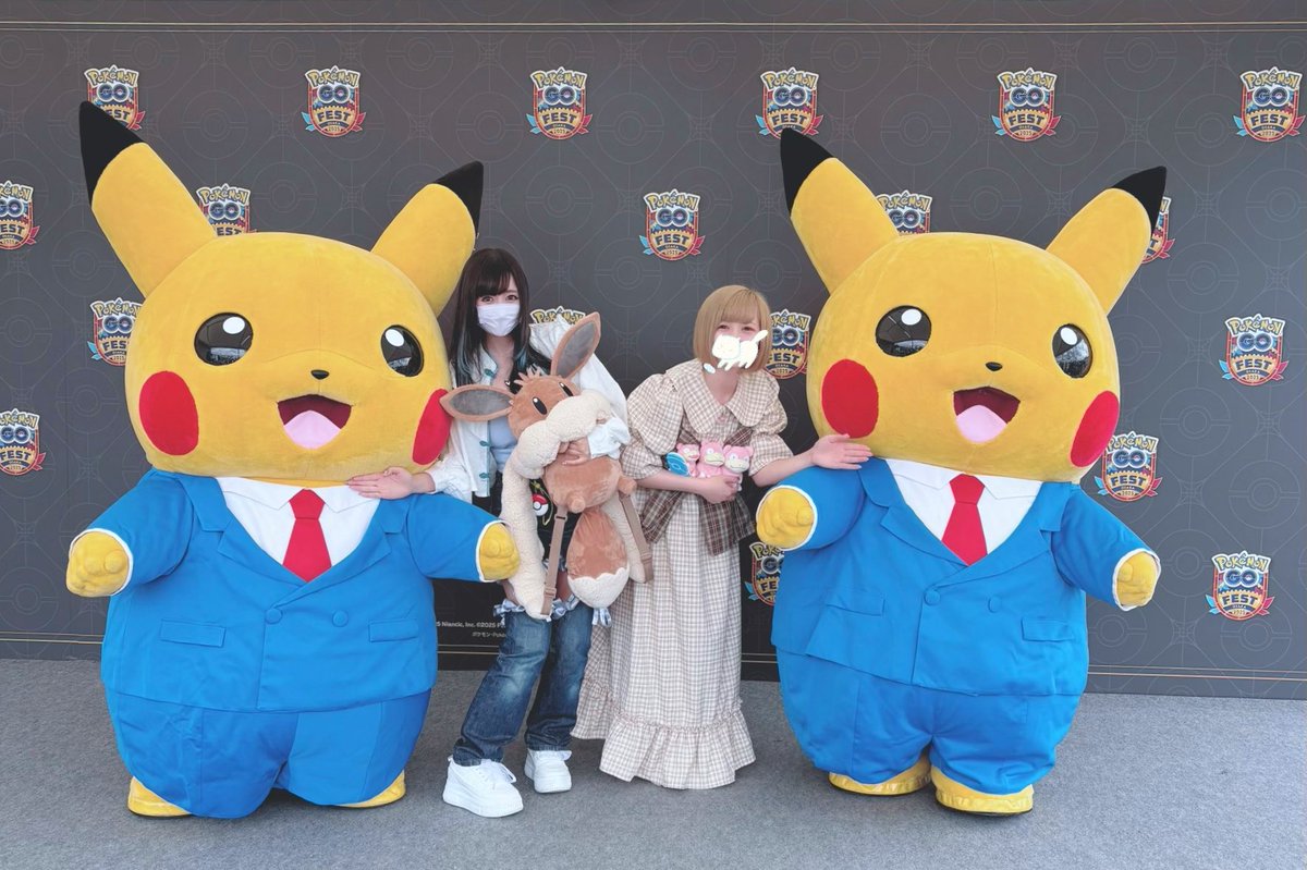 ポケモンGOフェス大阪行ってきたー！💗✨ ヤドンちゃんズを連れて