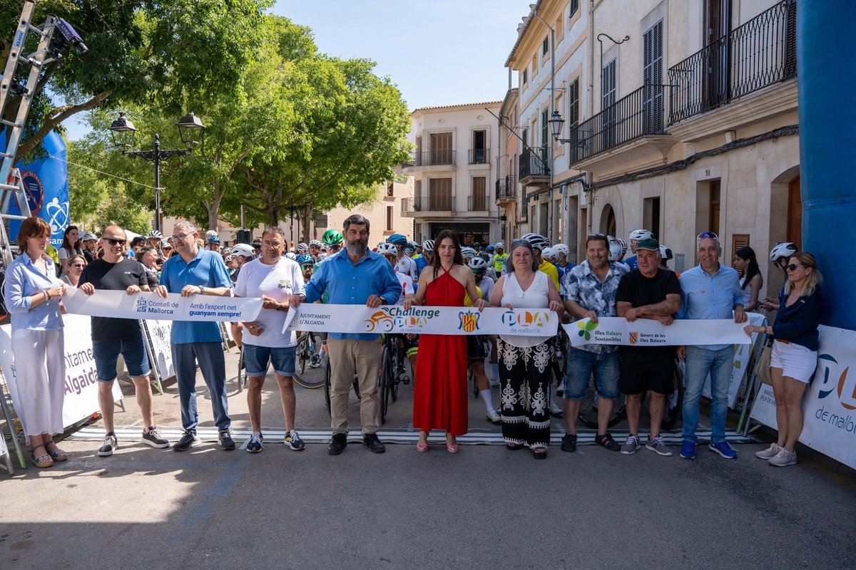 🚴‍♂️🔥 Roberto Ledesma i Rolando Villa s'enduen la General de la #ChallengePlaMallorca! Bordoy i Roca repeteixen victòria d’etapa, i Silvia Grey brilla avui a Algaida, tot i que la General femenina és per a Valentina Ferreyra. 

🔗 challengeplademallorca.es

#Ciclisme #Algaida