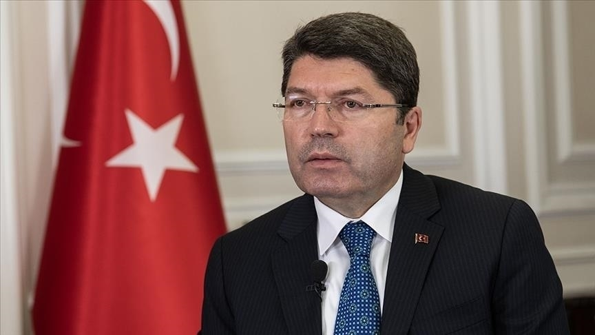 KaracaDersim's tweet photo. HERKES 2ŞANS HAK EDER 
@yilmaztunc https://t.co/f2IioA8Xkb