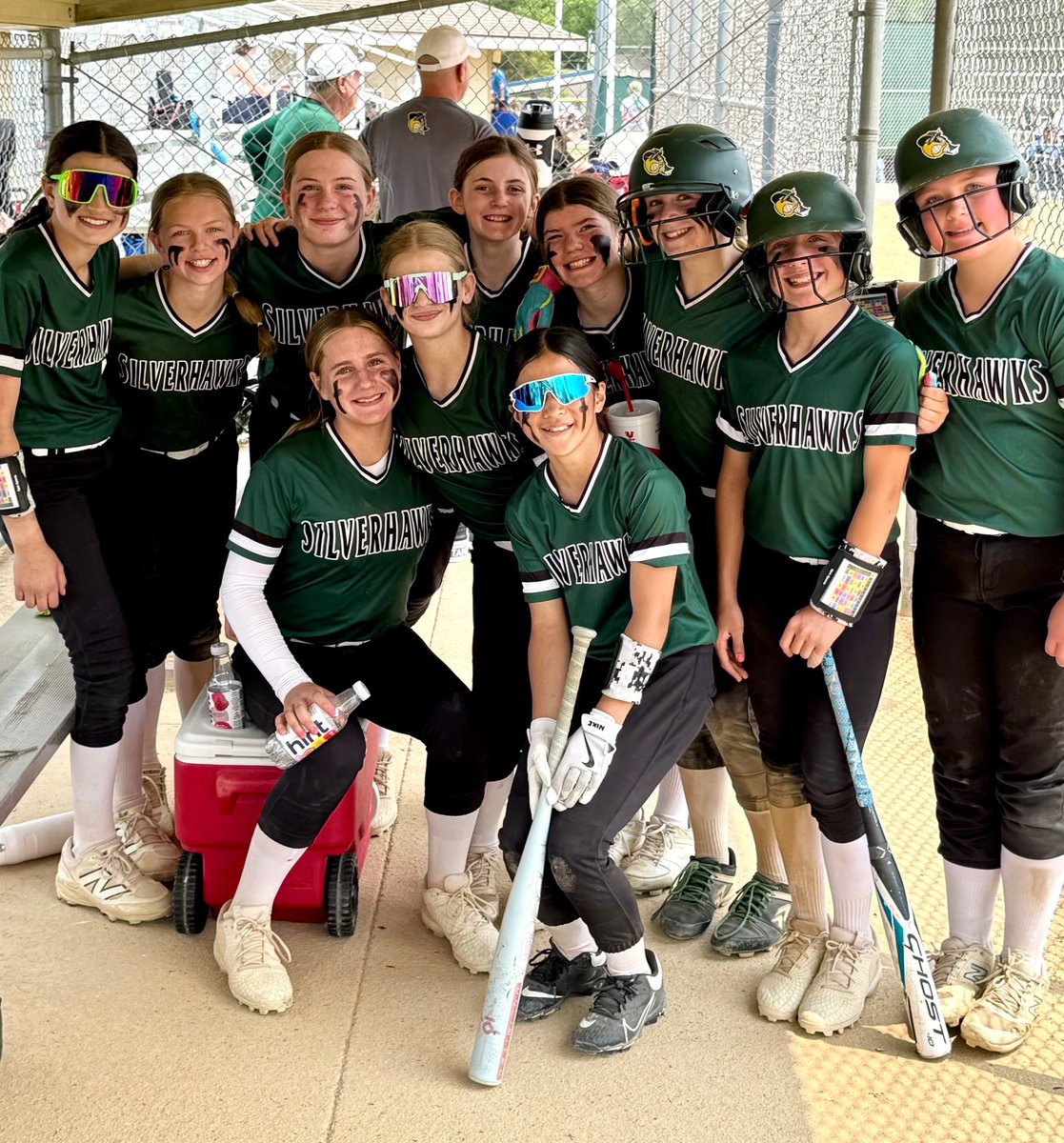 11U making magic in bracket play! Keep fighting &amp; having fun, ladies! 🪄 💚