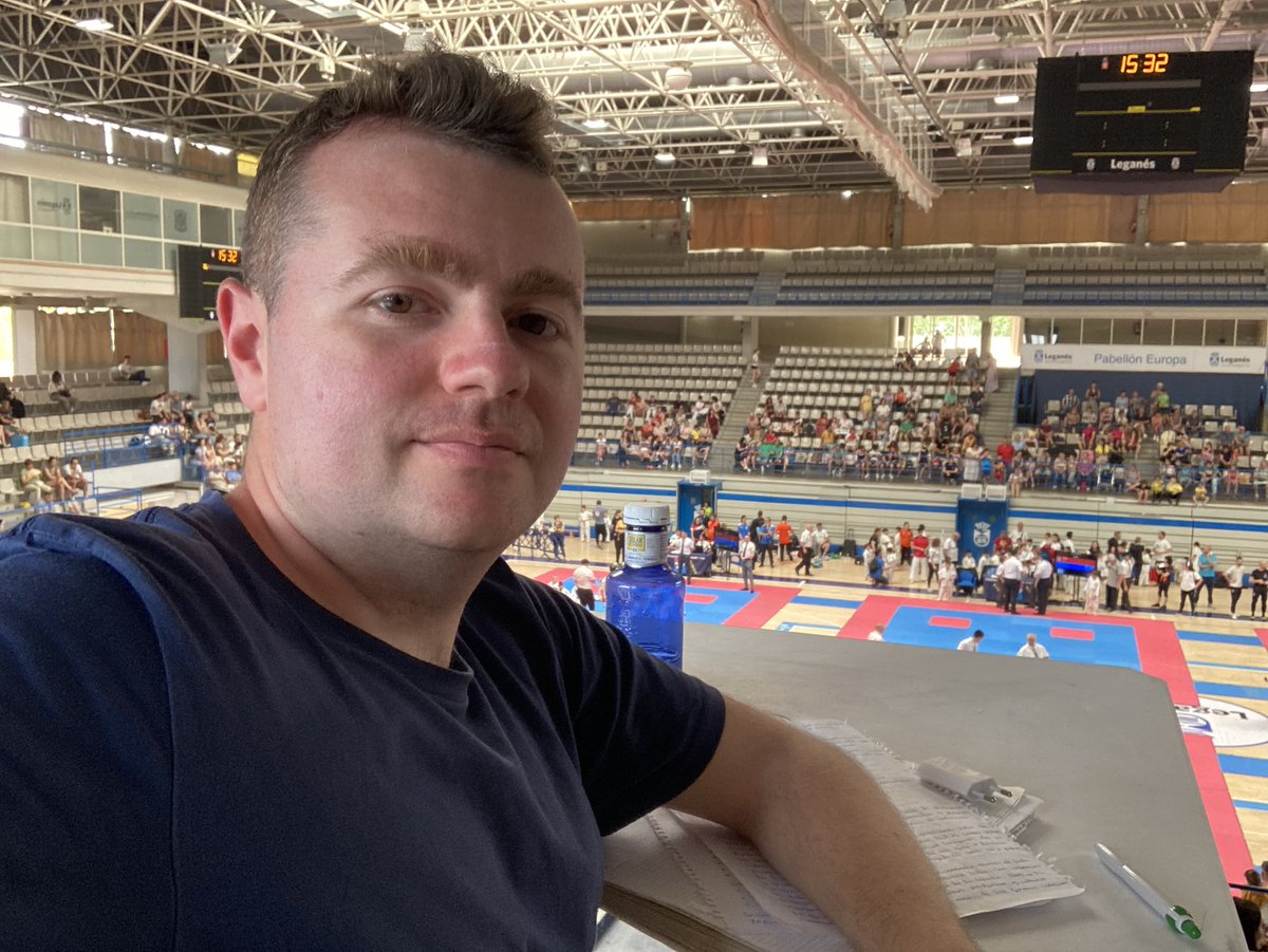 🎙️Explorando de nuevo territorios diferentes 

🥋Volvemos al mundo del Karate para las competiciones de kata de la Federación Madrileña desde el Pabellón Europa de Leganés.

📺Todo en el canal de YouTube de <a href="/ufedema/">Unión de Federaciones Deportivas Madrileñas</a>