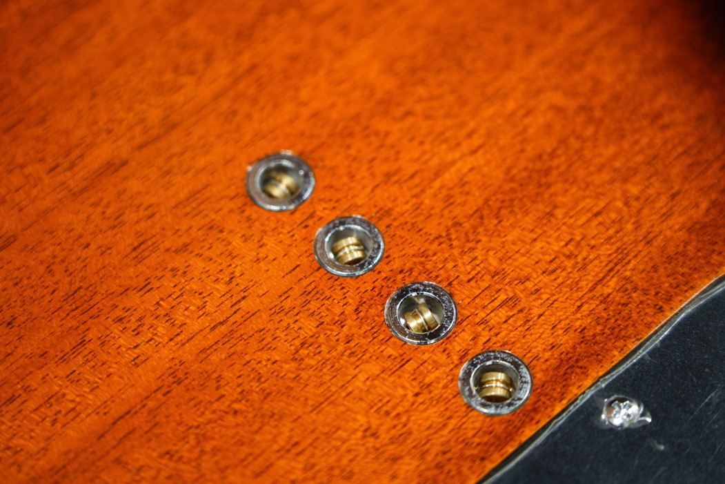 ties__store's tweet photo. BottomWave TB-4 Sunburst

とても珍しいプロトタイプ。

あなたのもとへ飛び立つ準備はできています。

https://t.co/oCYDHAZunz

#tiestore
#thunderbirdbass
#bottomwave
#Nordstrand https://t.co/QEntkVWtFx