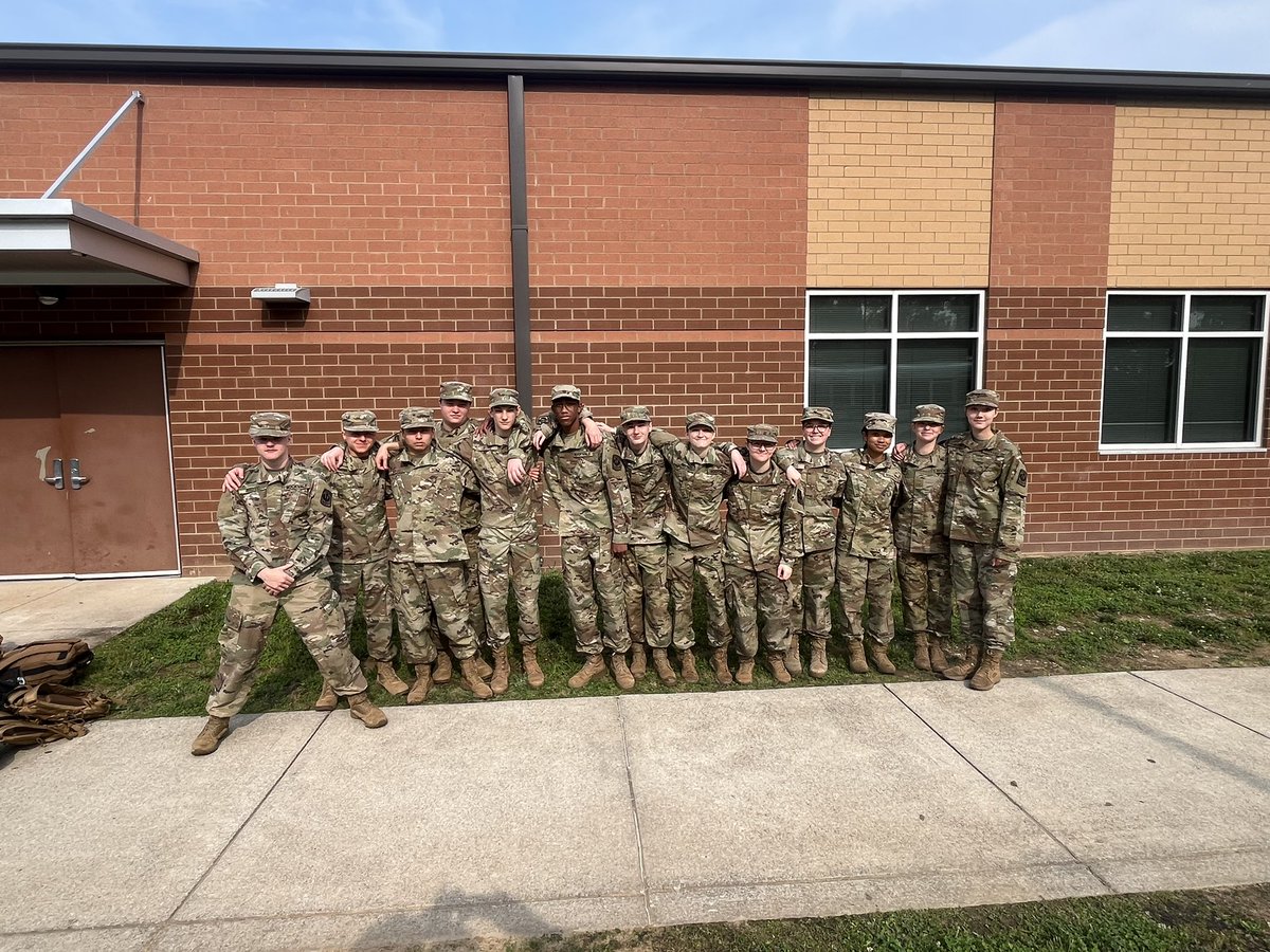 Rockvale HS JROTC tweet media