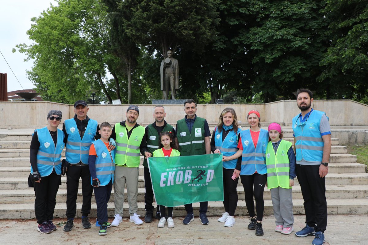 OrduYesilaySube's tweet photo. Yeşilay Ordu Şubesi olarak düzenlediğimiz 12. Geleneksel Bisiklet Turuna coşkuyla start verdik! 🚵‍♀️
Bağımlılıklara karşı farkındalık oluşturmak, sağlıklı yaşamı teşvik etmek ve birlikte keyifli anlar yaşamak için bir araya geldik. https://t.co/WLuKDl9S9c