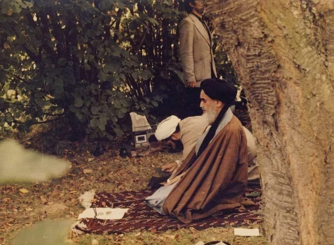 "When you see your #heart suddenly humbled, when you see your tears flowing, and when you see that the request from #God comes from the depths of your being, these are all signs of the #divine response."

 Imam #Khomeini (ra) 
A light that flickers ~ an inspiration of world