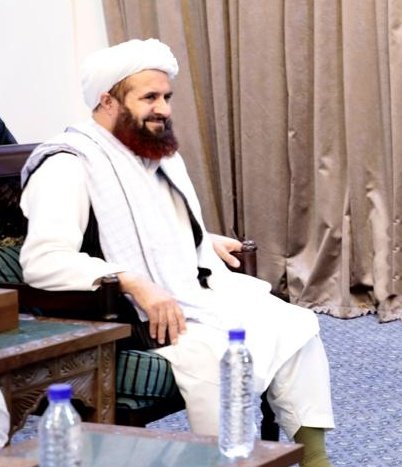 دیپلوماتیک ډګر کې بل پرمختګ!
بهرنیو چارو وزیر نن 
روسیې لپاره د افغانستان د نوماند سفیر د منلو رسمي یادښت د روس سفیر ته وسپاره او هیله یې څرګنده کړه چې د ډپلوماتیکې کچې لوړېدو سره به د دواړو هیوادونو تر منځ اړیکې ګڼو برخو کې پرمختګ وکړي.

د ناتائيد شویو سرچينو له قوله ښاغلی مولوي