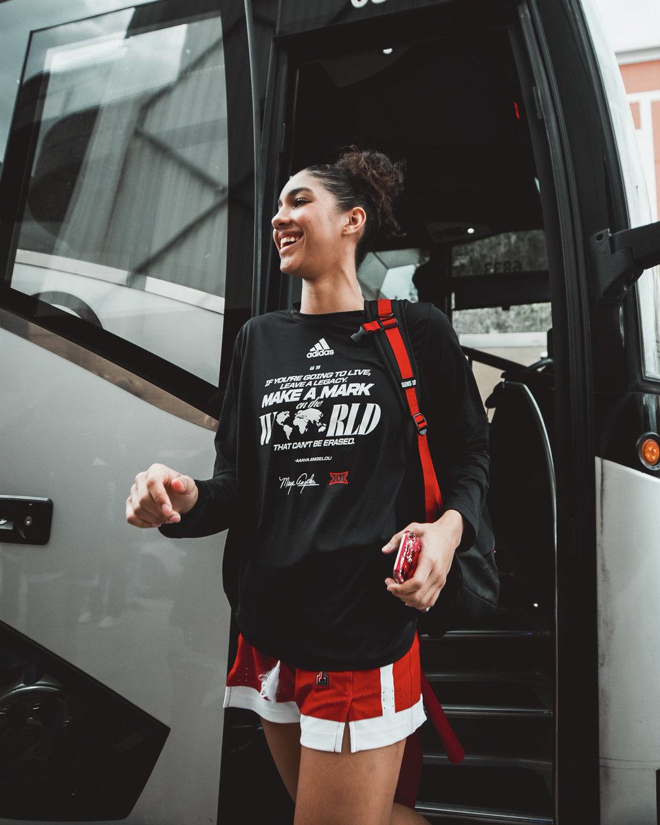 Wishing a happy birthday to <a href="/BristowJalynn/">Jalynn Bristow 👸🏽</a> 🎉 

#WreckEm