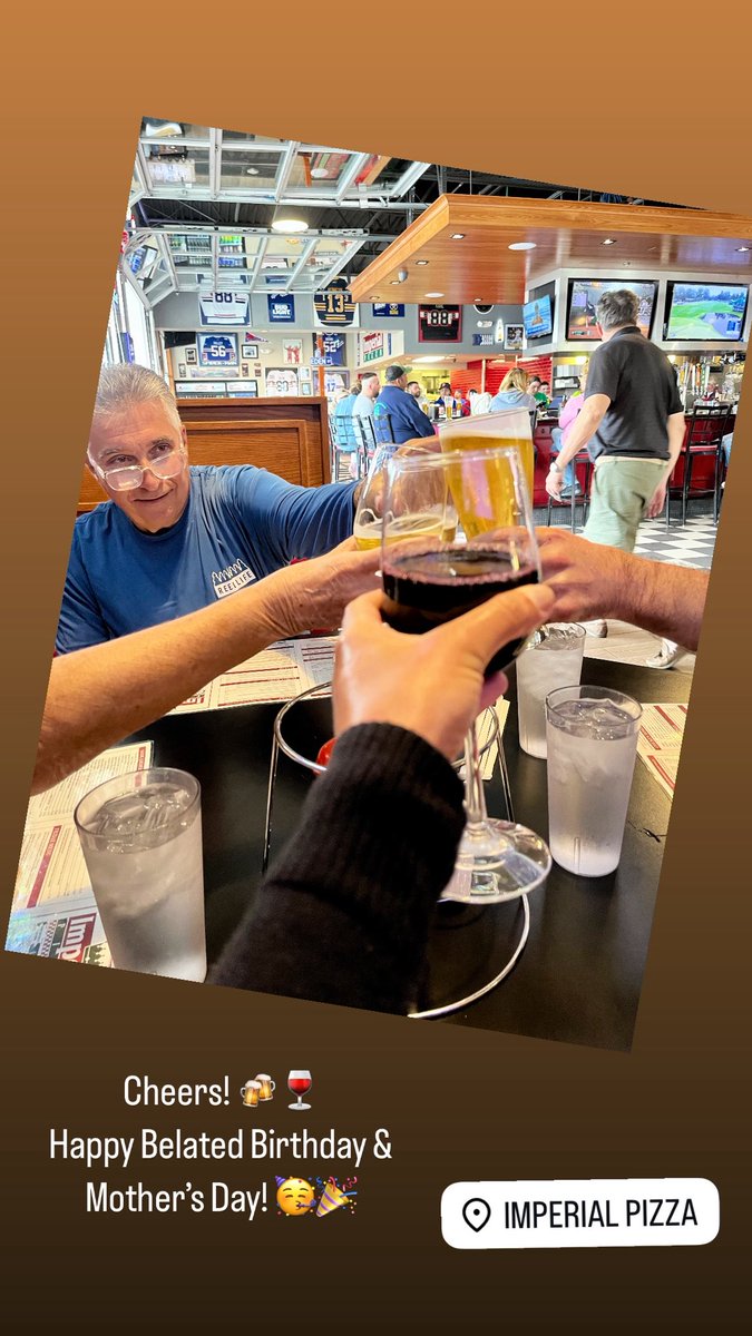 MerePear11's tweet image. Belated Birthday &amp;amp; Mother’s Day Dinner! ❤️🥳🎉🍕🍗🥗🍷🍻 #HappyMay #BirthdayMonth #HappyBirthday #HappyMothersDay #Pizza #Wings #ImperialPizza @MarcoGoBills