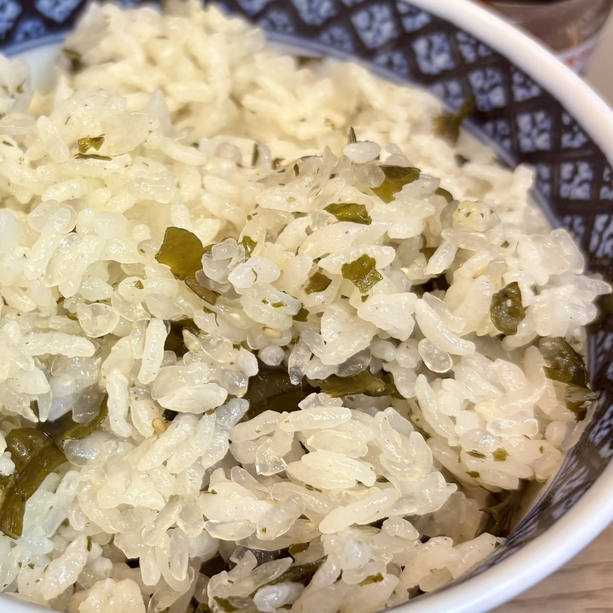 わかめご飯にしてみましたよ。