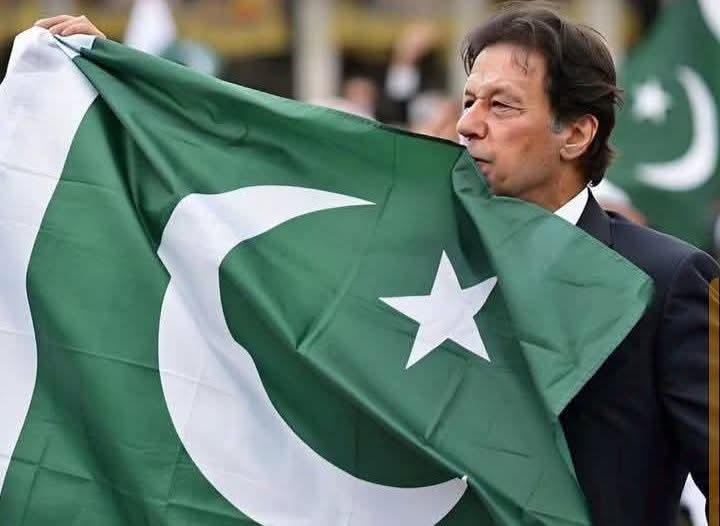 Elif Abe🇵🇰💫 (@switchoff11aa) on Twitter photo اگر بھارت سے جنگ کے بعد بھی الیکشن چوری کرنا پڑ رہا ہ اگر اب بھی نیازی کو شکست نہیں دے سکتے تو بہتر ہے معافی مانگ لو وہ ملک کا سوچ رہا ہے ذاتی بدلے اسکے لئے کوئی اہمیت نہیں رکھتے
#عدلیہ_انصاف_دو_خان_کو_رہا_کرو
#ResistanceIsSurvival
<a href="/AA512141/">𝓐𝓐512141-Zain</a>
<a href="/switchoff11AA/">Elif Abe🇵🇰💫</a> اگر بھارت سے جنگ کے بعد بھی الیکشن چوری کرنا پڑ رہا ہ اگر اب بھی نیازی کو شکست نہیں دے سکتے تو بہتر ہے معافی مانگ لو وہ ملک کا سوچ رہا ہے ذاتی بدلے اسکے لئے کوئی اہمیت نہیں رکھتے
#عدلیہ_انصاف_دو_خان_کو_رہا_کرو
#ResistanceIsSurvival
<a href="/AA512141/">𝓐𝓐512141-Zain</a>
<a href="/switchoff11AA/">Elif Abe🇵🇰💫</a>