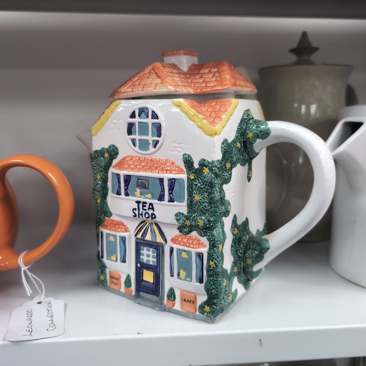 BestOfCharity24's tweet image. Tea straight from the tea shop 🫖
#TimeForTea #TeaForOne 

Only £3 from @HeadwayUK Prestwich! What a bargain!
#CharityShop #CharityFinds #ShopCharity #ShopLocal