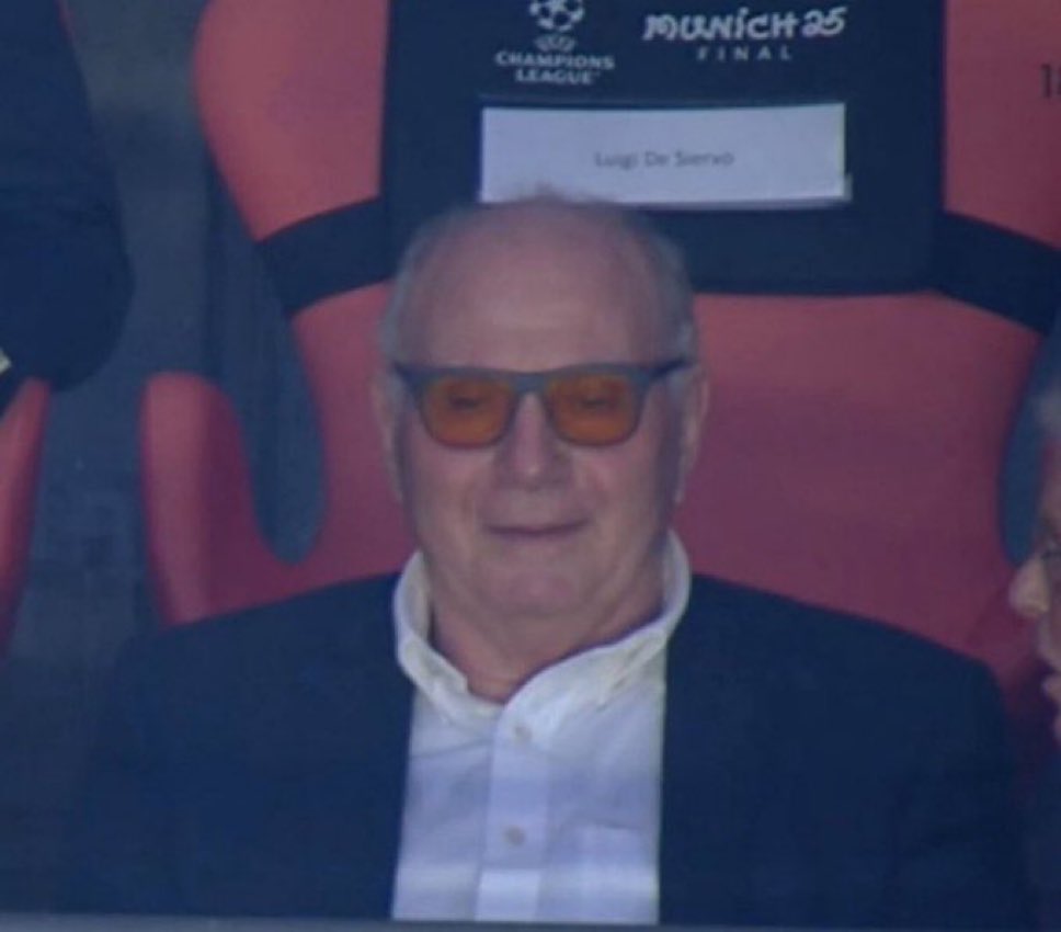 Was hat Hella von Sinnen machen lassen?