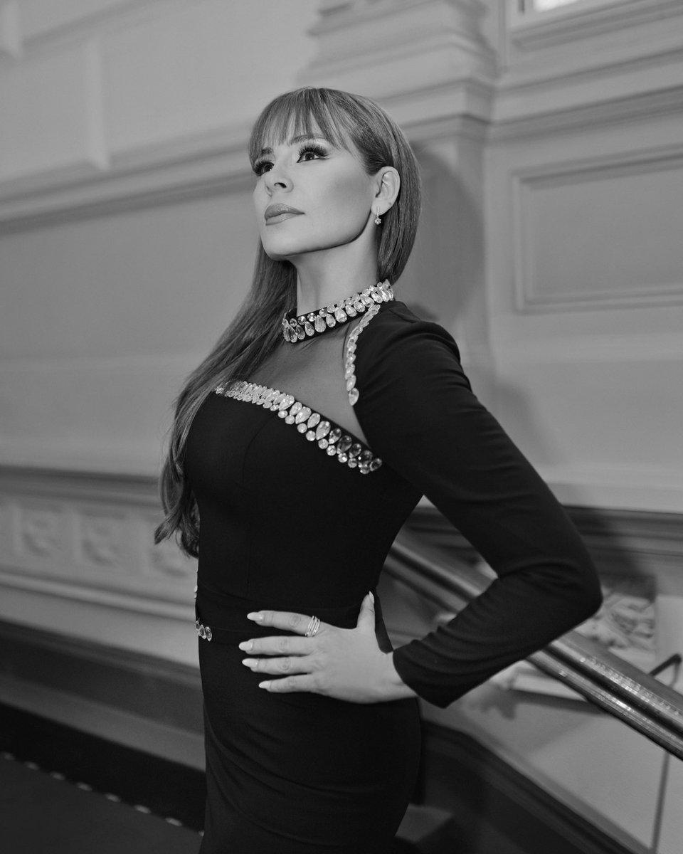 CAROLE_SAMAHA's tweet photo. Another magical night in Amsterdam… Thank you for the unforgettable energy and love 🖤🖤

#CaroleSamaha #AmsterdamNights #concertgebouw #soukfestival https://t.co/dVViMWfQZS