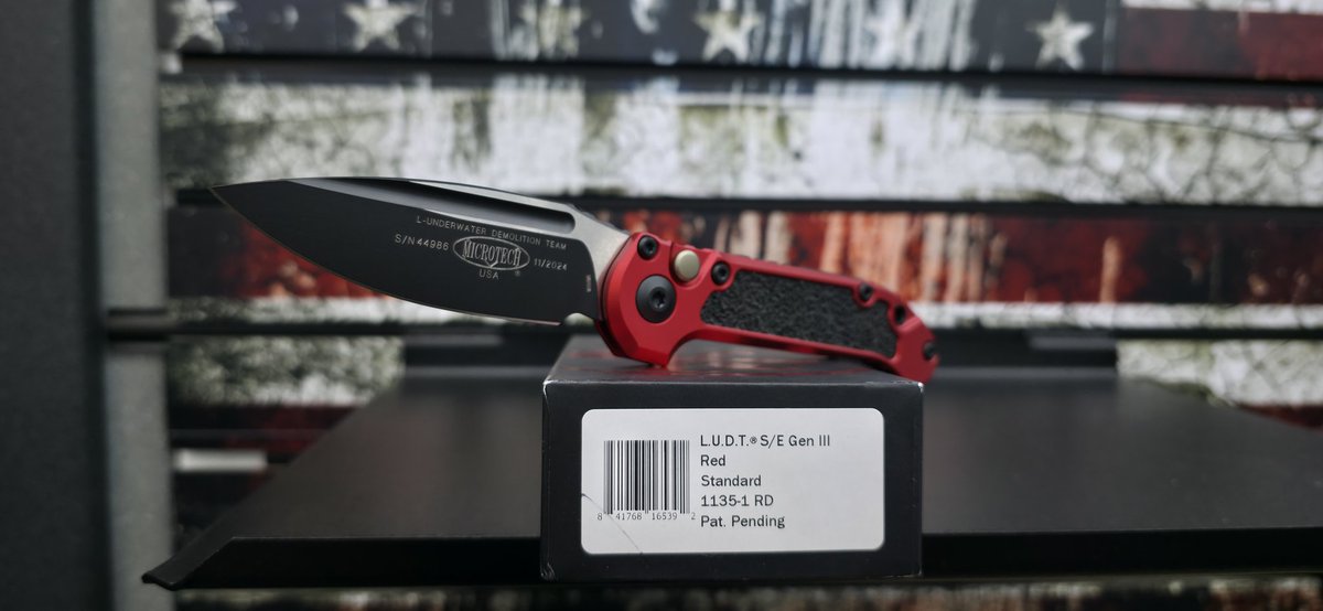 guns_win's tweet photo. GIVEAWAY ALERT: For this giveaway, I teamed up with my favorite gun/gun webinar website @ApacheArms713 for a 2 part giveaway. Up for grabs is a Ram IT AR mag speedloader and a Microtech LUDT. 
Ram It giveaway:
1. Follow @ApacheArms713 
2. Follow me
3. Tag a buddy
4. Retweet https://t.co/aa4yHyNvmU