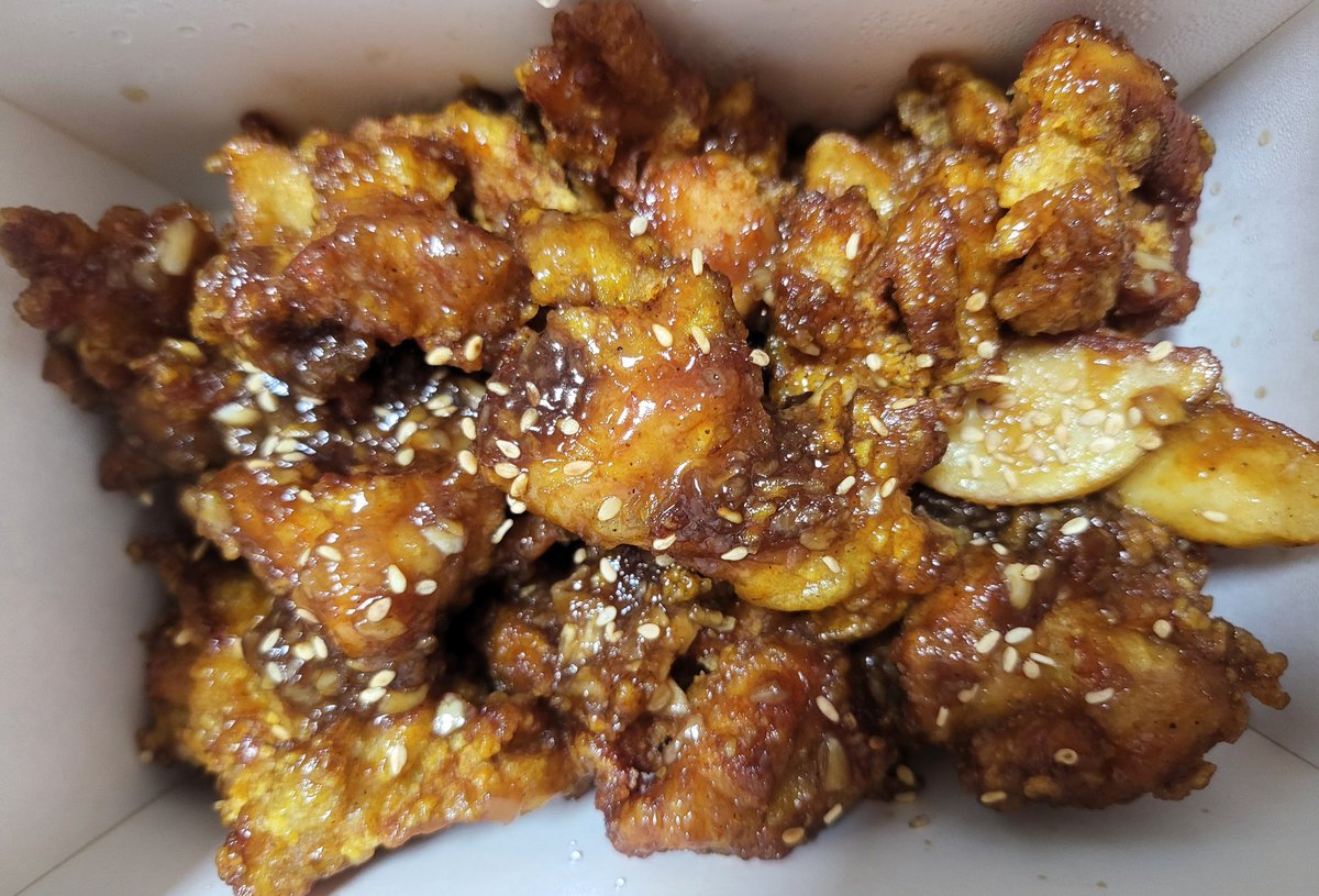 주말에는...
맛있는 것 먹으며
재충전의 시간!!