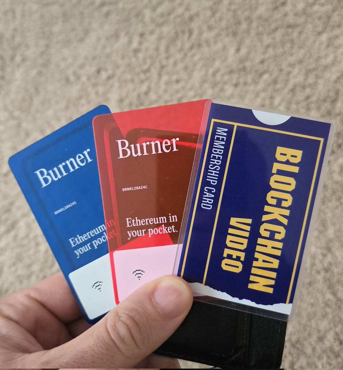 Sometimes I just pull out my wallet and appreciate the scene.

<a href="/useburner/">Burner</a> <a href="/spenders_club/">Digital Spenders Club</a>
