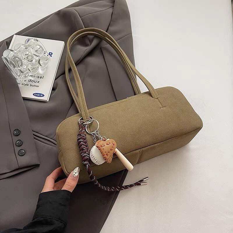 biscuittcn's tweet photo. 🌵Jenny bag ส่งฟรี! 

 size : 30x13cm
♡ price : 280.-

* มี 4 สี ดำ น้ำตาล โกโก้ ครีม* https://t.co/n6zYqTb6u4
