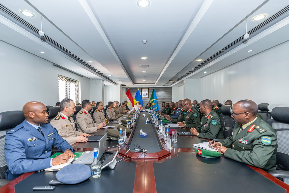 RwandaMoD's tweet photo. The Chief of Staff of the Egyptian Armed Forces, Lieutenant General Ahmed Fathi IBRAHIM KHALIFA,  is on a three day official visit to Rwanda. This morning he visited the Rwanda Defence Force (RDF) Headquarters in Kigali, where he was received by his counterpart, General MK Mubarakh, the RDF Chief of Defence Staff.

The visit formed part of ongoing efforts to strengthen defence cooperation between the two armed forces, marking a significant step in deepening bilateral ties, particularly in the areas of training, health, and other initiatives.https://t.co/7ZafndciIM