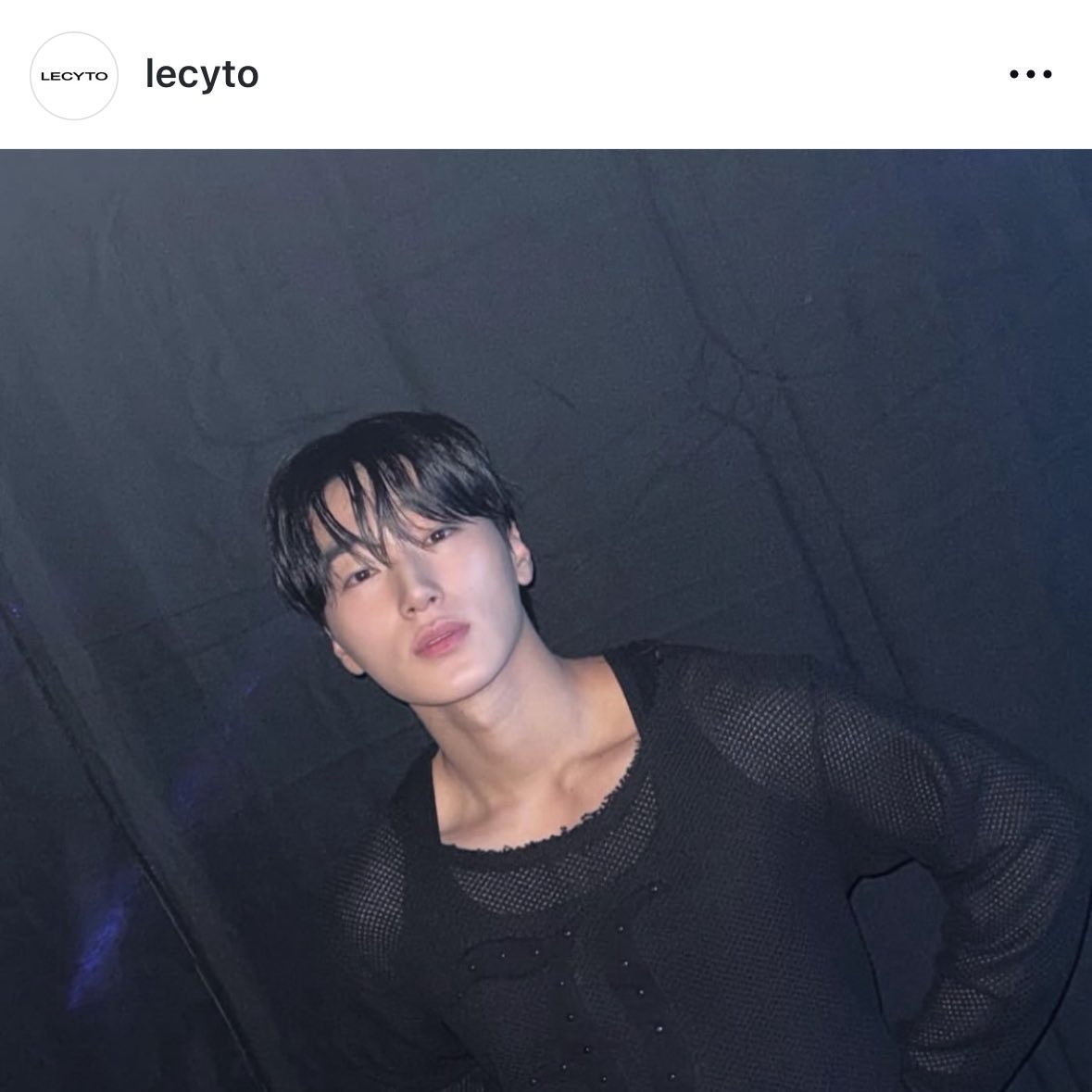 coutureteez's tweet photo. lecyto, the brand of san’s shirt, posted him on their instagram profile. please make sure to engage and leave positive feedback/comments 

#에이티즈 #ATEEZ #산 #SAN #최산 #CHOISAN #LECYTO @ATEEZofficial https://t.co/Ro2JMqQNtR