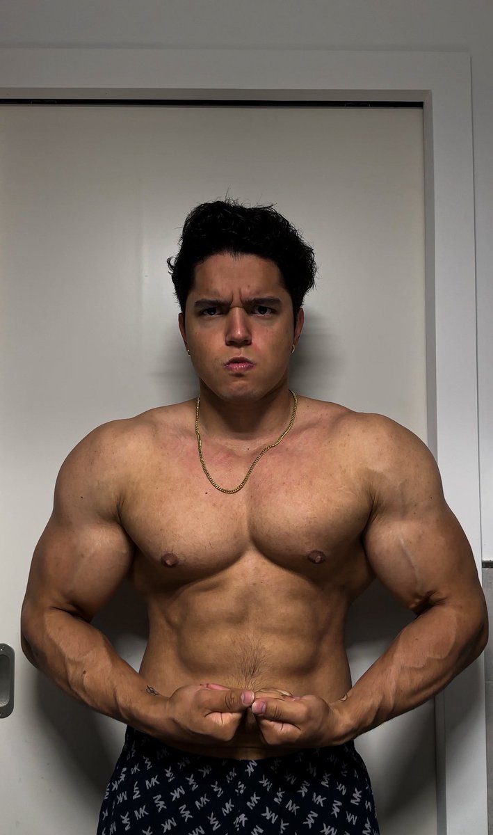 Have to learn how to flex without looking like a troglodyte