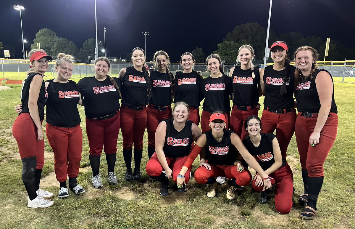 Savage18U's tweet photo. Back at it!  First tourney of the season.  Finished 3rd.  Can’t wait to see what these girls accomplish this season! ❤️🥎🖤 https://t.co/pxAW8Vh5G5