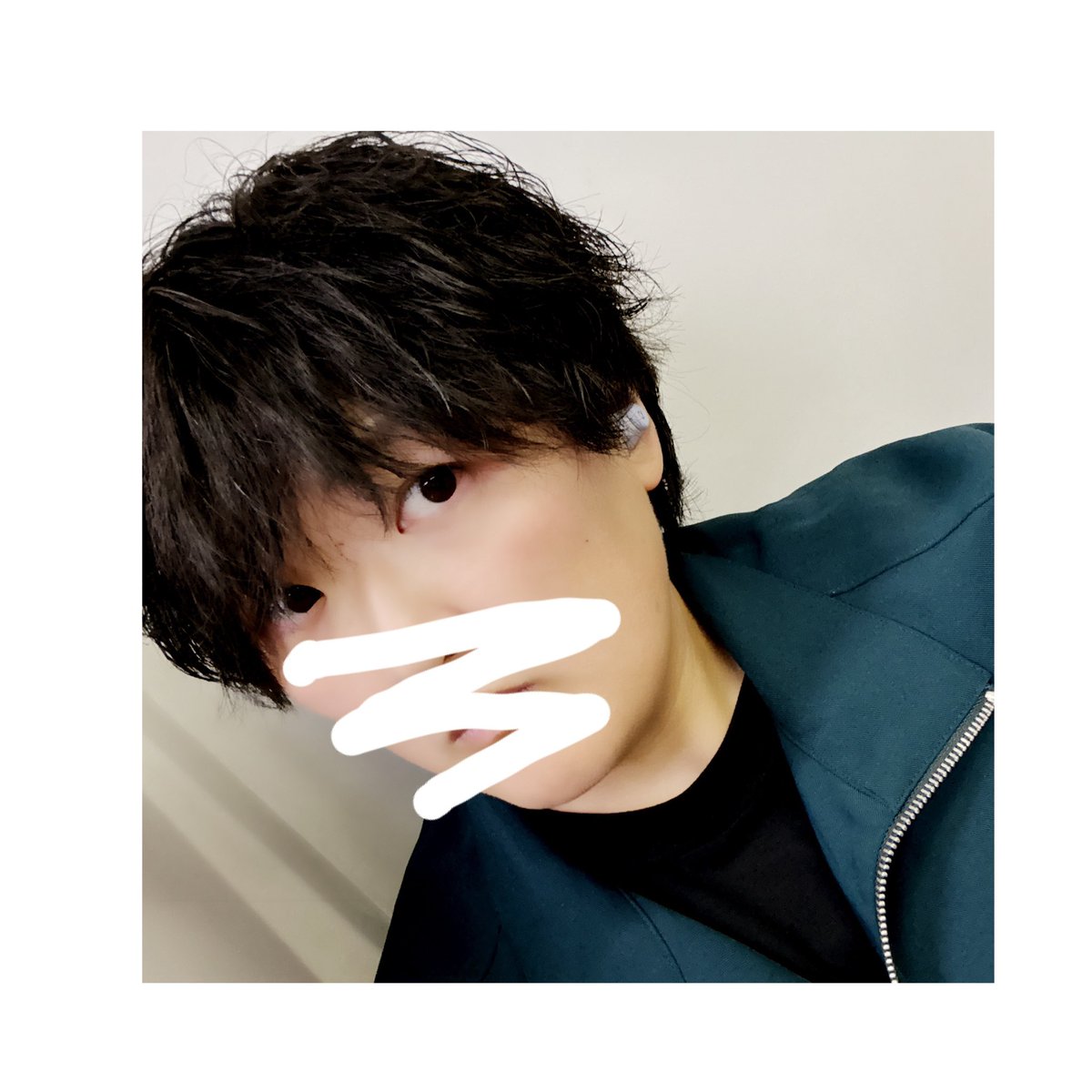 久しぶりに髪色変えたw

黒髪脱w
