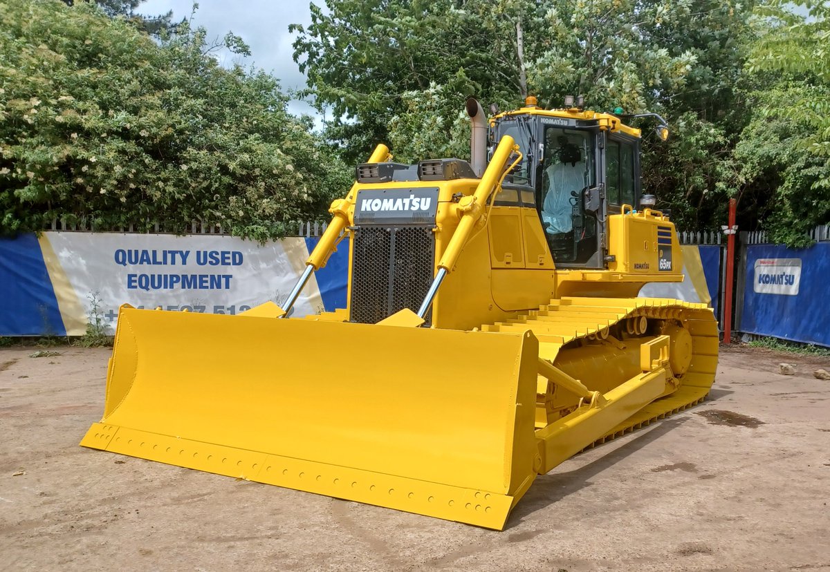 Marubeni-Komatsu (@marubenikomatsu) on Twitter photo We have a clean, low hours, Used Komatsu D65PX-18 Dozer for sale – 2023 with 2,550 hours.
164 kW Power
21,600 kg Operating weight
Pics and full details: buff.ly/k6BdiWE...
🌍 International sales possible.
Paul Finney +447741 305 470 paul.finney@mkl.co.uk We have a clean, low hours, Used Komatsu D65PX-18 Dozer for sale – 2023 with 2,550 hours.
164 kW Power
21,600 kg Operating weight
Pics and full details: buff.ly/k6BdiWE...
🌍 International sales possible.
Paul Finney +447741 305 470 paul.finney@mkl.co.uk