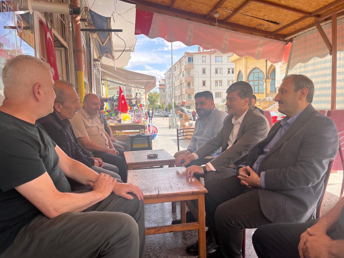 📍Kırşehir 

Esnaflarımızı ziyaret ederek hayırlı işler ve bereketli kazançlar diledik.

Güler yüzleri, samimi sohbetleri ve misafirperverlikleri için tüm esnaflarımıza teşekkür ediyorum.

Birlikte daha güçlü, daha güzel bir Kırşehir için çalışmaya devam edeceğiz.

#Kırşehir