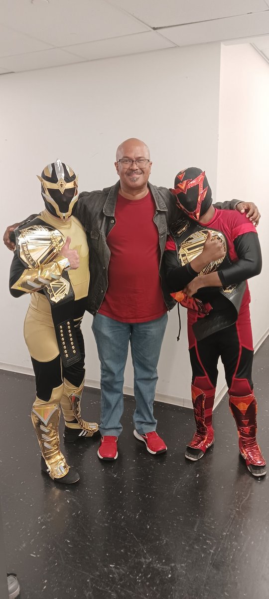 FINALLY! Hats off to the brand new and first ever <a href="/FlyingVTheatre/">Flying V</a> Tag Team Champions, <a href="/TheXyberhawx/">T H E X Y B E R H A W X</a>! #EndOfStory