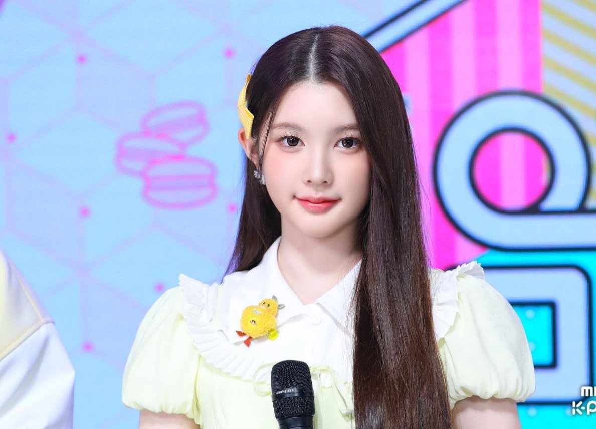 <a href="/sunuioo/">SN</a> <a href="/EchelonReds/">🚑 Echelon Red</a> <a href="/TeamERed/">ER Headquarter ⛑️</a> "Saya, Akira dan partner saya Shone, selaku pembawa acara ada malam hari ini mengucapkan banyak terima kasih dan maaf atas kurangnya kami. Sampai jumpa!” tutupnya kemudian sedikit membungkukkan badannya dan melambaikan tangan