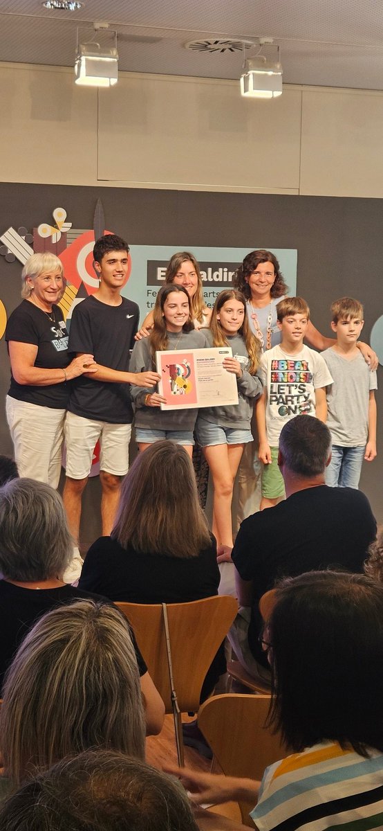 Montse Jiménez (@montserratjimvi) on Twitter photo Quina il·lusió tornar sempre #ElsBaldiri
Emocionada de veure tantes aules treballant per preservar el millor que tenim i per donar oportunitats a noves generacions.
I feliç de veure que l'essència #SocBaldiri es manté <a href="/FundacioCarulla/">Fundació Carulla</a> <a href="/VedrunaPrats/">Vedruna Prats Palafrugell</a> Quina il·lusió tornar sempre #ElsBaldiri
Emocionada de veure tantes aules treballant per preservar el millor que tenim i per donar oportunitats a noves generacions.
I feliç de veure que l'essència #SocBaldiri es manté <a href="/FundacioCarulla/">Fundació Carulla</a> <a href="/VedrunaPrats/">Vedruna Prats Palafrugell</a>