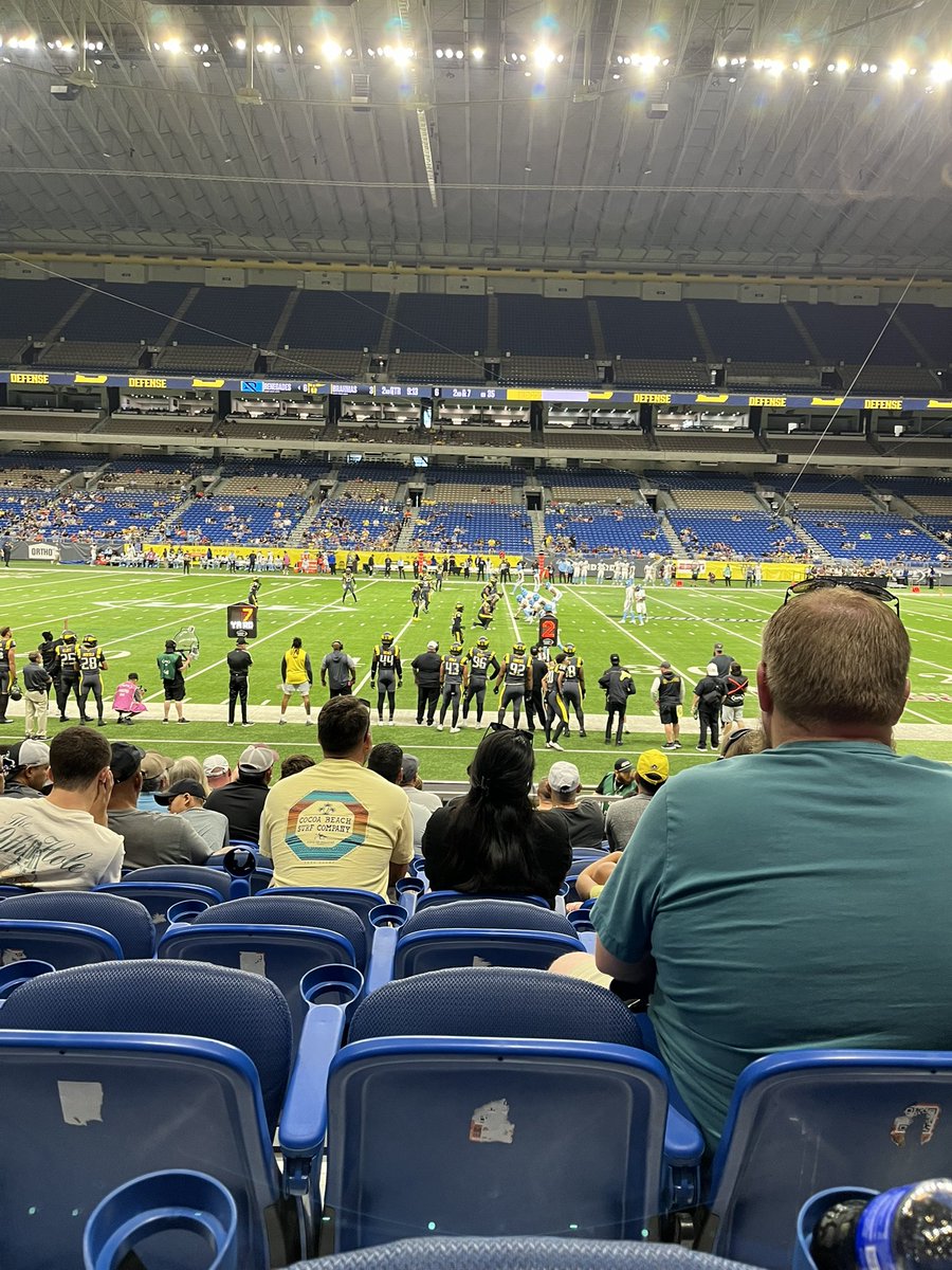 BigMakeKB's tweet image. At the @XFLBrahmas game in San Antonio!