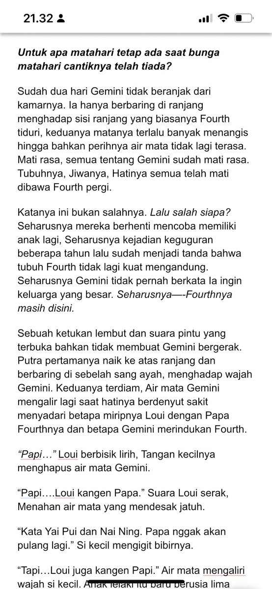 pipipinkfourth's tweet photo. 📩 NGL 

WHAT IF Gemini kehilangan Fourth setelah melahirkan adiknya Dudut? 

Jujur Gemini would die of broken heart, eventually. Gimana ya caranya tetap hidup setelah kehilangan belahan jiwa whom you’ve spent all your life together with? Mereka udah bareng dari umur 15 tahun, Gemini doesn’t know how to live without Fourth. 

Dia akan berusaha hidup untuk anak-anaknya tapi gaakan pernah sama. Papi Gemini yang sehangat matahari gaakan ada lagi karena bunga matahari cantiknya sudah pergi. He will be paralyzed by grief, frozen in time. He tried very hard but eventually will die because of broken heart ☹️

Dudut juga akan tumbuh jadi sosok yang berbeda, dunianya runtuh. He lost both of his parents, satu karena kematian dan satu karena duka. Dia yang akan jadi pilar buat Papi sama Dedenya dan pada akhirnya jadi sosok orang tua buat dedenya setelah kedua papi papanya ga ada ☹️

Udah ya aku sedih😭🫵🏻

https://t.co/YifMuj3XXP