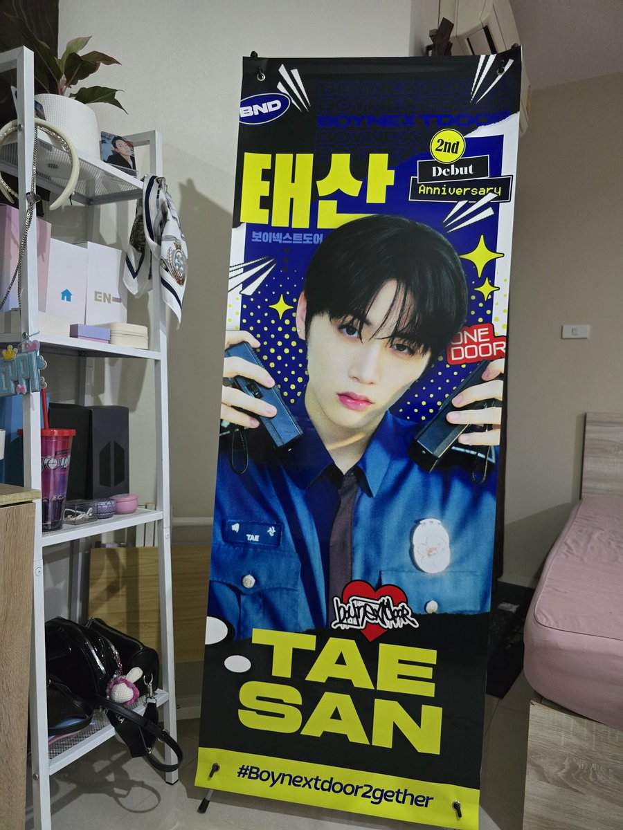 น้องถึงห้องอย่างปลอดภัยค้าบ แม้จะทุลักทุเลก็ตามม ดีใจที่ได้เป็นส่วนหนึ่งในโปรเจคครบรอบ2ปีของเด็กๆ ขอบคุณทีมแม่งานทุกคนที่จัดงานนี้มาได้ อบอุ่นและน่ารักสุดๆ 
#Boynextdoor2gether
