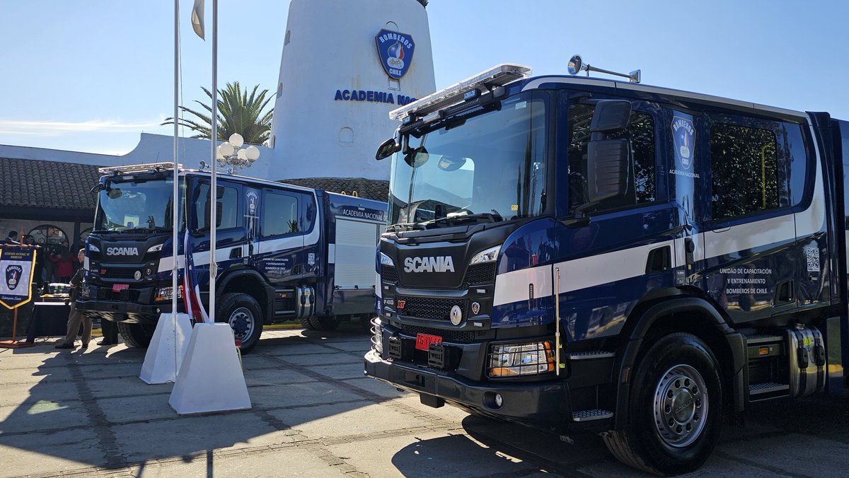 Bomberos de Chile tweet media