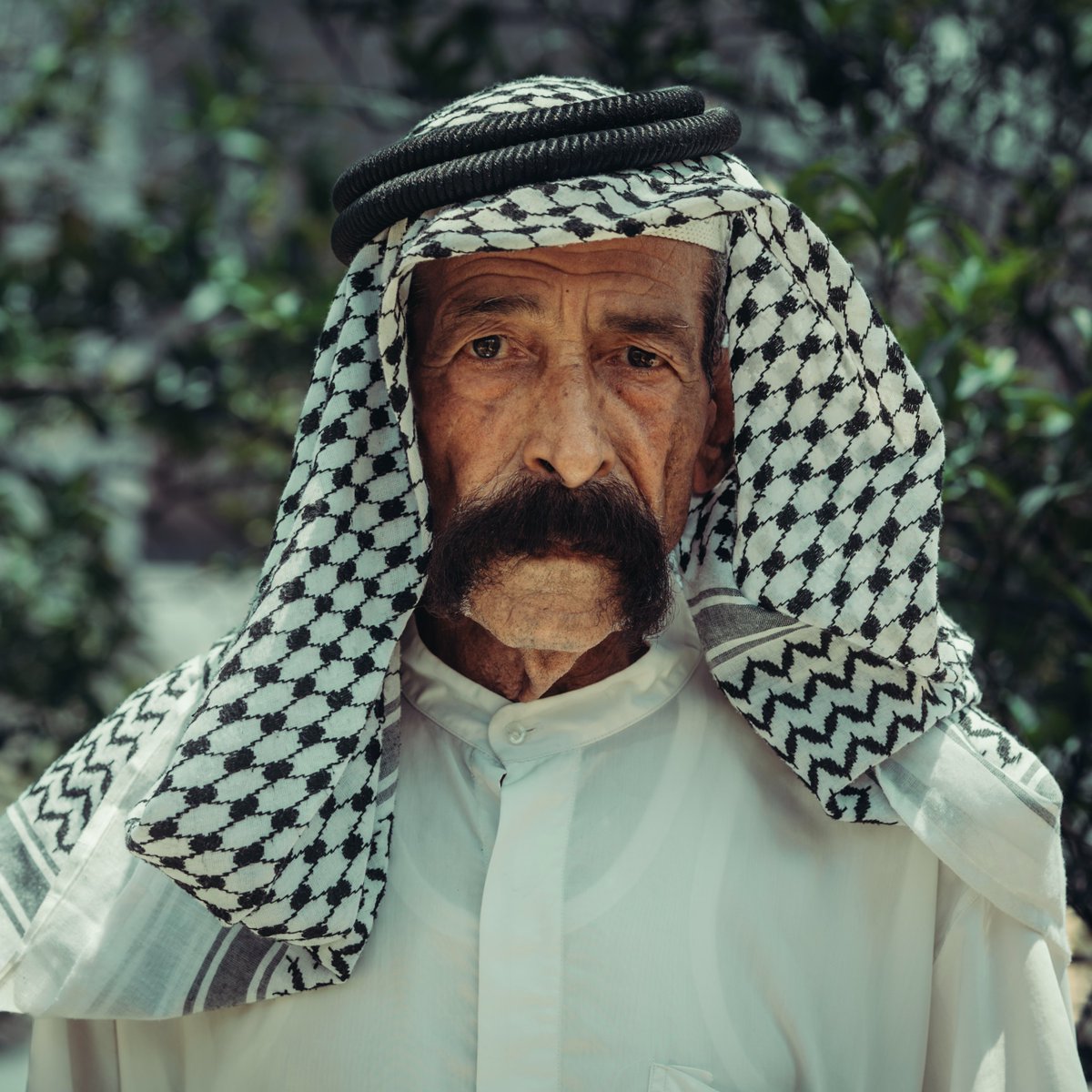 ICRC_IQ's tweet image. Abu Talib waited years for news of his missing son. “Even birds grieve the loss of their young,” he says. One day, he received a Red Cross Message from the @ICRC: “Talib is alive.”
Many families carry invisible wounds, yet they never lose hope of finding their missing loved ones.