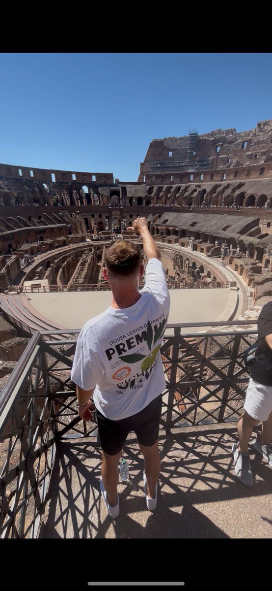 Louis Moult (@louismoult) on Twitter photo 