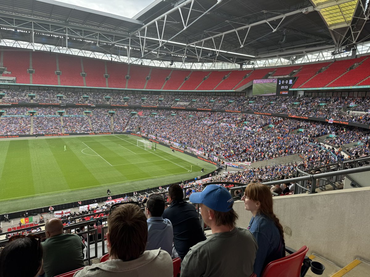 Our PGS representative has arrived and at <a href="/wembleystadium/">Wembley Stadium</a> for this afternoon’s <a href="/TheVanaramaNL/">#FRANKOUT #barelysurvivingfrank #killrecky</a> PLAY OFF  FINAL between <a href="/OfficialOAFC/">Oldham Athletic</a> and <a href="/SUFCRootsHall/">Southend United FC</a> for a place in the <a href="/EFL/">EFL</a> 

All the best this afternoon to both <a href="/OfficialOAFC/">Oldham Athletic</a> and <a href="/SUFCRootsHall/">Southend United FC</a> in this massive final match of the