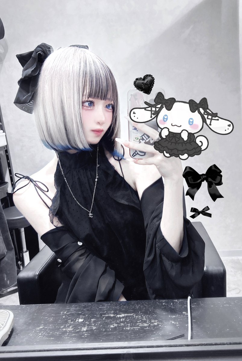 Liii_Riii's tweet photo. 誕生日を迎えました！🎂
思い切ってボブにしてシナモンイメージで染めてきました❄️ https://t.co/KeysIAvgYh