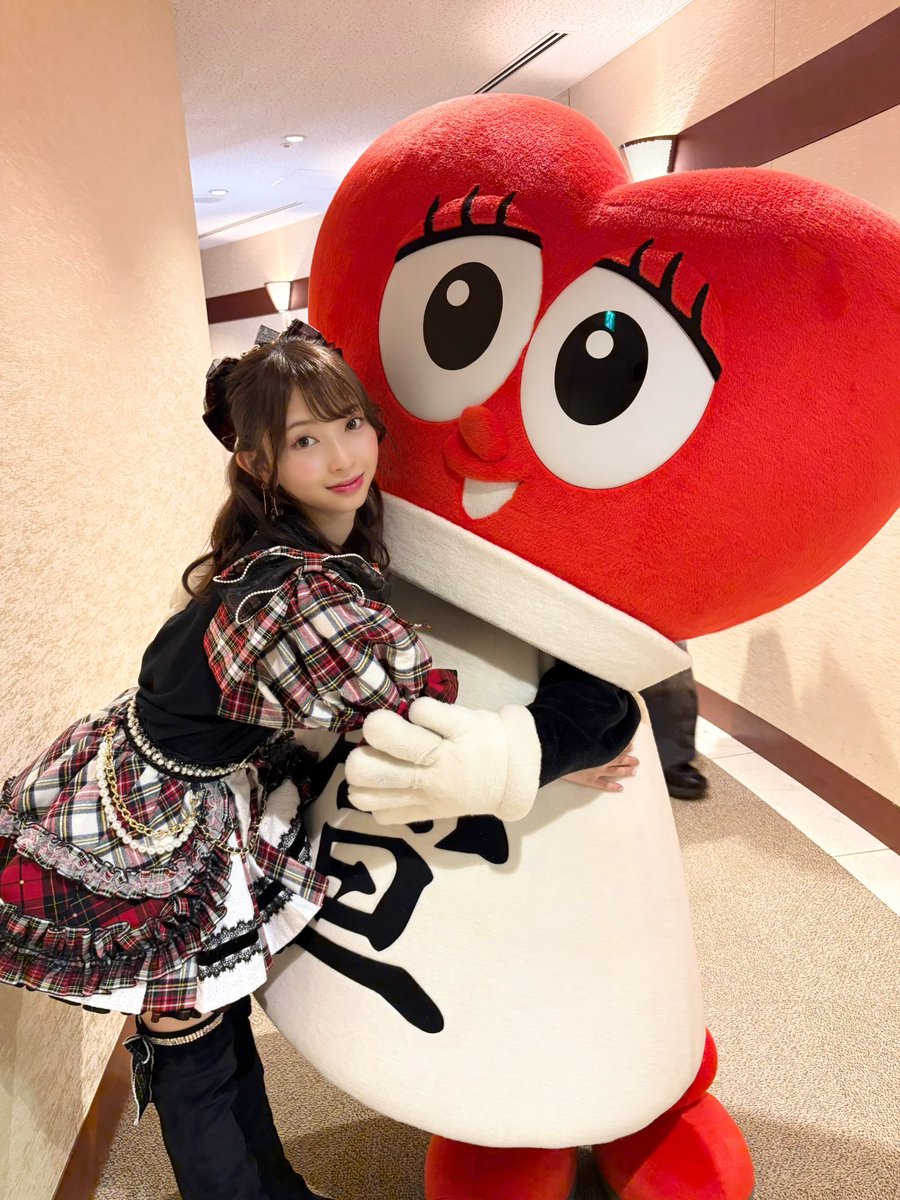 sendenbu_staff's tweet photo. .
       ♡ ┅ ♥ ┅ ♡ ┅ ♥ ┅ ♡

             💙 𝑲𝑨𝑵𝑨𝑴𝑰 💙
        🎂 𝙃𝙖𝙥𝙥𝙮 𝘽𝙞𝙧𝙩𝙝𝙙𝙖𝙮 🎉 ̖́

       ♡ ┅ ♥ ┅ ♡ ┅ ♥ ┅ ♡ 

かなみん㊗️26才！🎊
おめでとう🫶🏻🎂💞

オフィシャルサイトにて限定画像公開中😉💙
⇢ https://t.co/3H8J9sYTyZ

#とき宣かなみん生誕祭 https://t.co/eBxdi50yg6