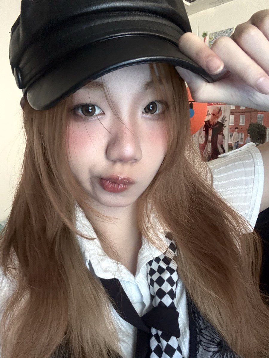1hanmoon's tweet photo. I feel good🎸🤘

#BOYNEXTDOOR #ODSD #onedoorselcaday #LEEHAN @BOYNEXTDOOR_twt https://t.co/fUCM6saqDQ