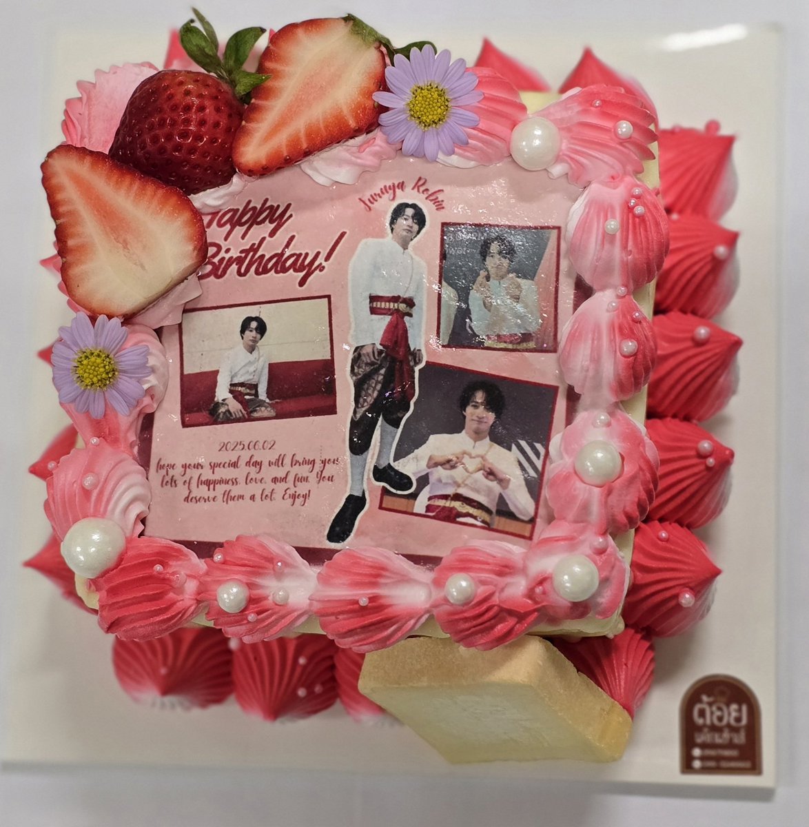 neko_first's tweet image. #JAPANTIME
Happy To P'ROBIN
Hope your special day will bring you lots of happiness, love, and fun.  呂敏さん、お誕生日おめでとうございます。素敵な一年になりますように。สุขสันต์วันเกิดนะคะพี่โรบิน มีความสุขเยอะๆนะ
#古屋呂敏
#HappyRobinDay