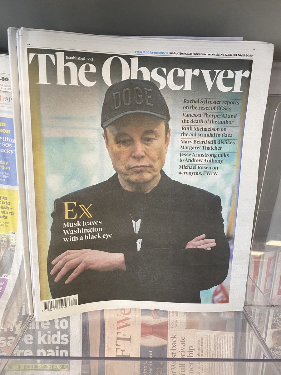 GavarsMaris's tweet photo. What happened? I just came back from holiday. Is this UK journalists doing their normal stuff or there is some true? #ElonMusk https://t.co/ZgiPJV7aBQ