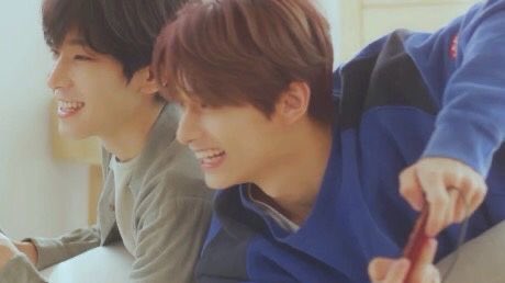 오랜만에 트윗 적어본달까 ~ 
준휘랑 원우 보고싶다..