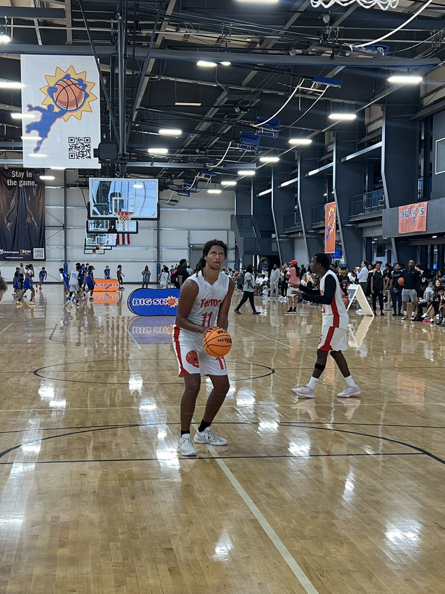 Big Shots Game MVPs (@bigshotsgamemvp) on Twitter photo 6’8 2025 <a href="/ChukwuAnigozie/">Chukwu Anigozie</a> is taking over right now. 4 point play to send Toronto Terror to OT! Standout at #BIGSHOTS #VABEACHJAM 6’8 2025 <a href="/ChukwuAnigozie/">Chukwu Anigozie</a> is taking over right now. 4 point play to send Toronto Terror to OT! Standout at #BIGSHOTS #VABEACHJAM