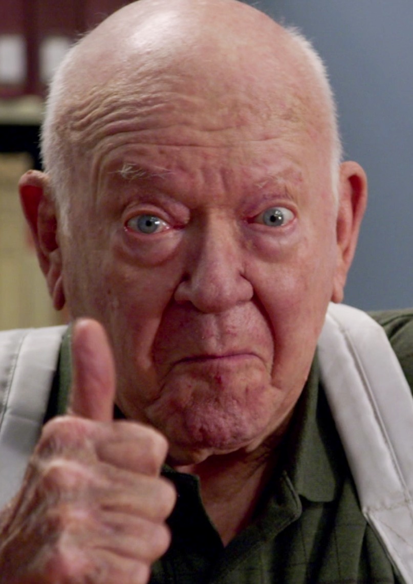 Today is the birthday of the late Richard Erdman, our Leonard. Born in 1925, he died 6 years ago at the age of 93.

His was incredible, so today, we are going to celebrate him.  #RichardErdman