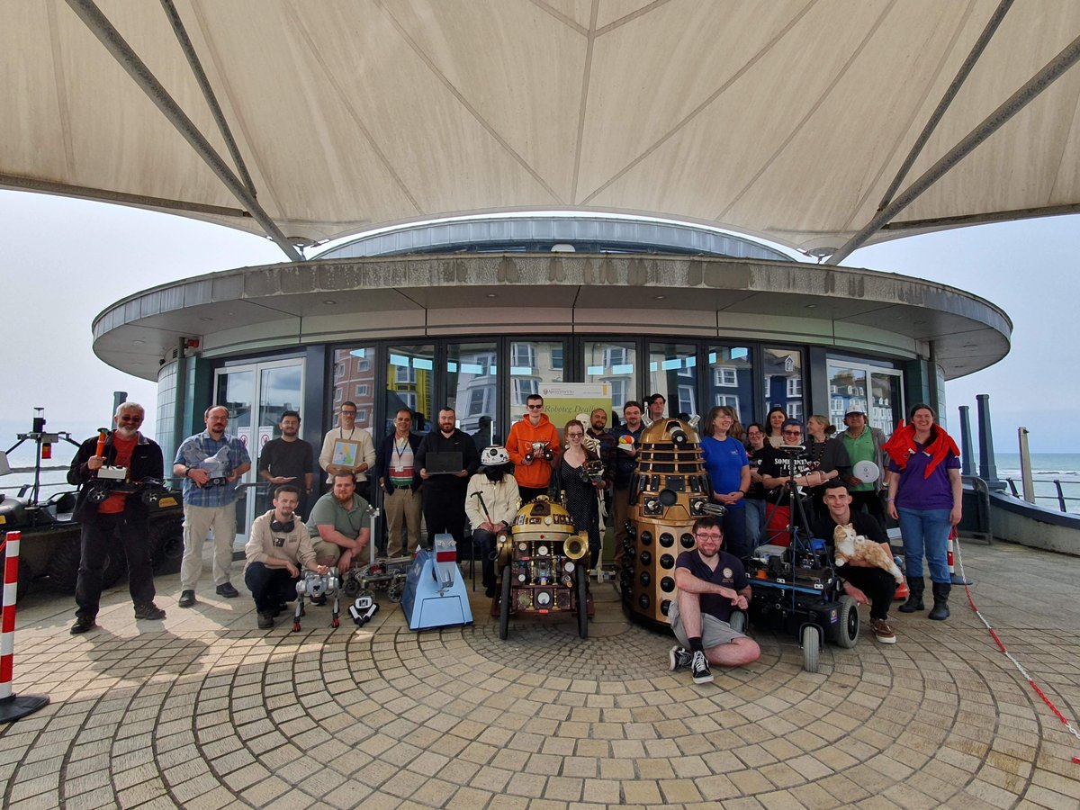 BaileyRobotics's tweet image. Beachlab 2025 - A superb day meeting the public, demonstrating robots, and talking about how individual systems work. More importantly, &apos;how you can get started yourself at home&apos;, was a huge part of the day! #roboticsisforeveryone

#robots #robotics #beachlab #aberystwyth :)