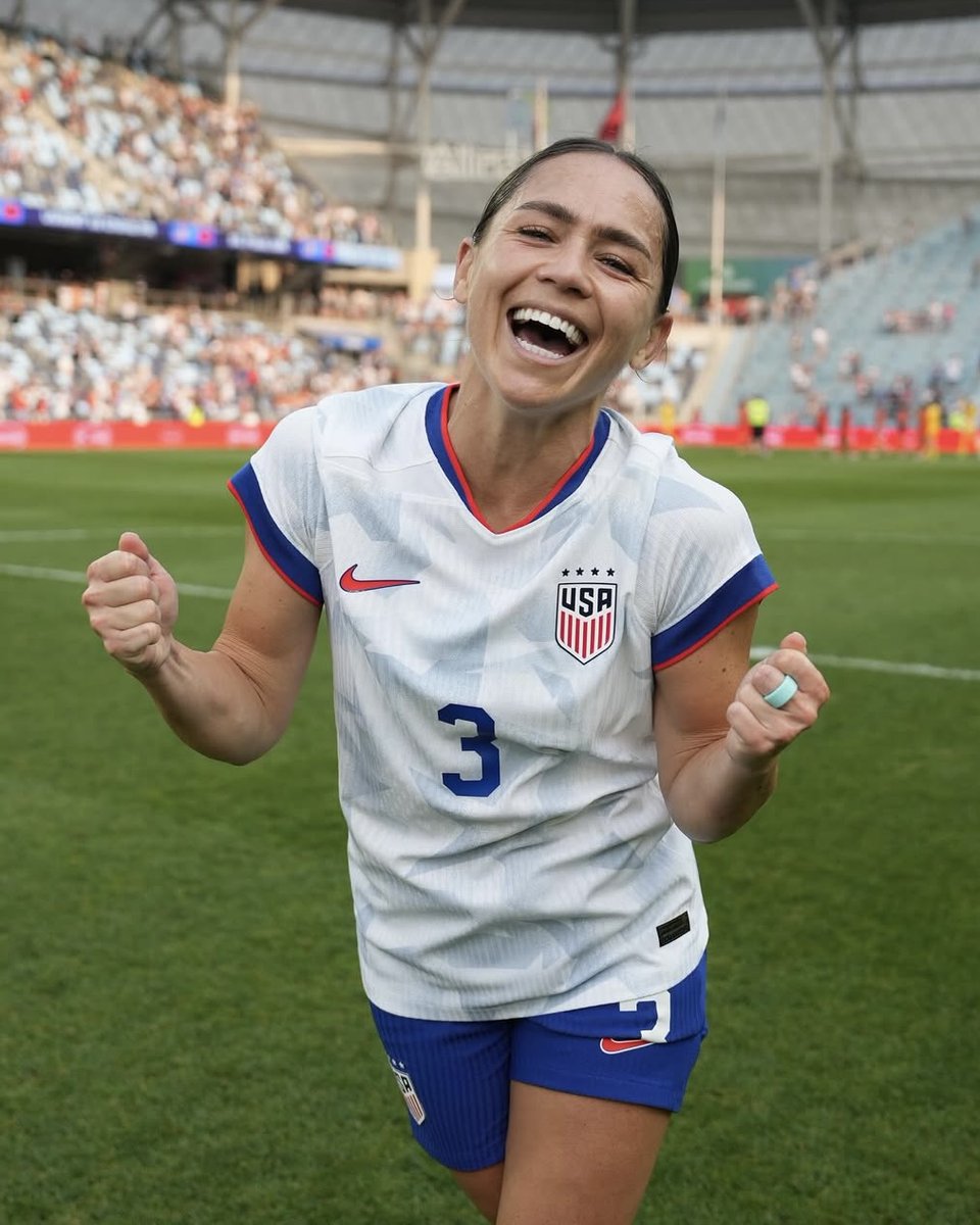 KC Current (@thekccurrent) on Twitter photo NEVER. GIVE. UP.
Our captain got her cap 🥹☝️
(via <a href="/USWNT/">U.S. Women's National Soccer Team</a>) NEVER. GIVE. UP.
Our captain got her cap 🥹☝️
(via <a href="/USWNT/">U.S. Women's National Soccer Team</a>)