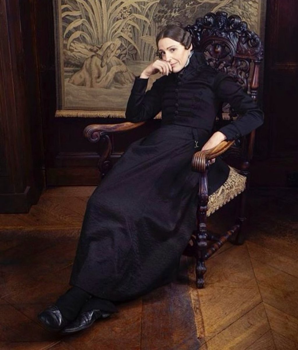 🌈On this ver. fine day, 1817: ‘A fine day the pleasantest we have had this year—&amp; the 1st I have thrown aside my winter things having changed my black cloth spencer &amp; black straw hat for a black silk spencer &amp; common straw hat—I have almost made up mind always to wear black.’ 🖤