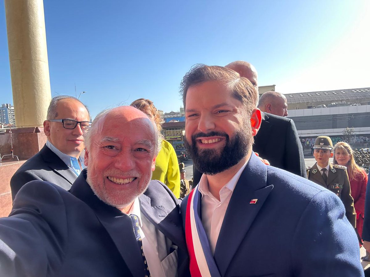 La #CuentaPublica nos reúne nuevamente para hacer balances y fijar rumbos.
Importancia del diálogo, los acuerdos y los esfuerzos transversales pensando en el bien común. No hay espacio para otra cosa. La política necesita de lo mejor, y ello implica generosidad y convicciones.